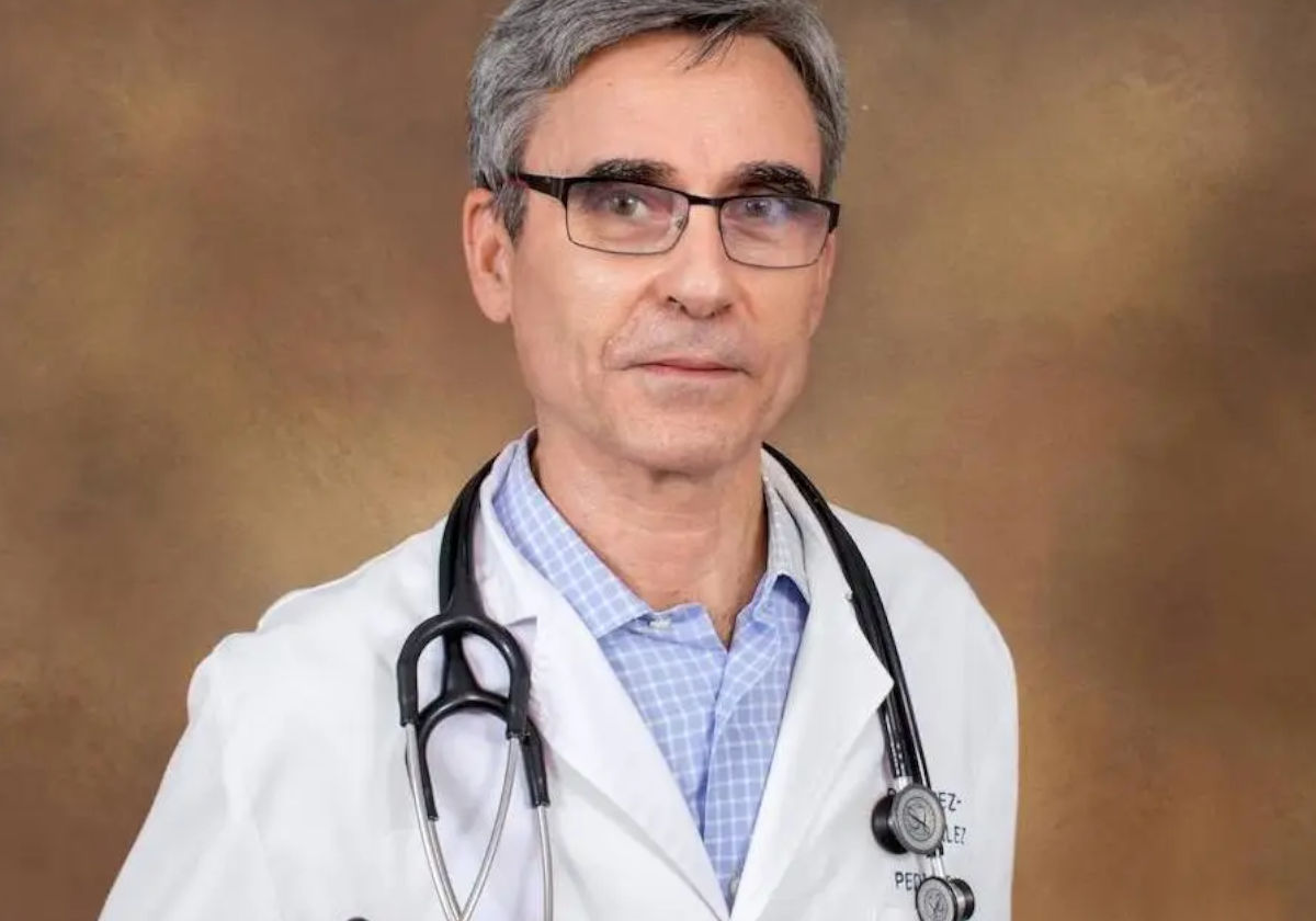 Doctor-Carlos-Lopez-Gonzalez-Garrido-Pediatra
